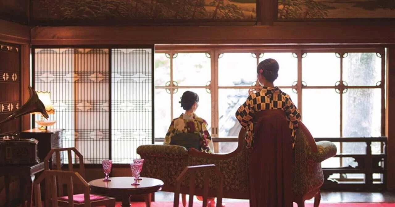 通年柄とは‐季節を語らず、教養を語る着物