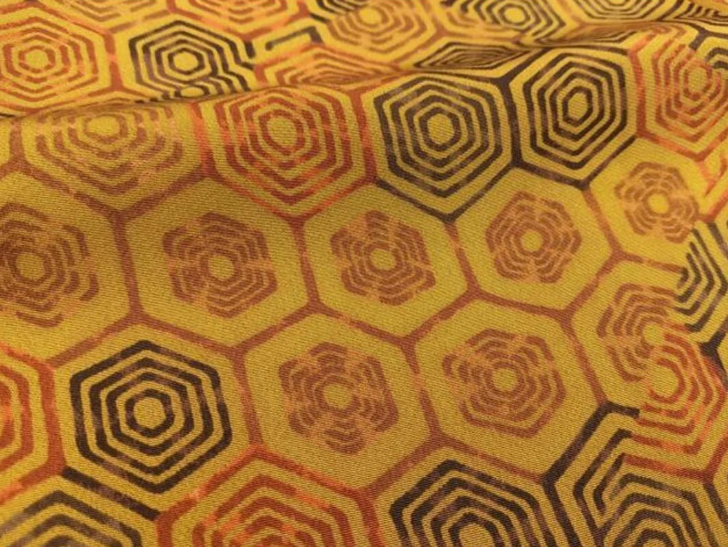 亀甲文（きっこうもん） ― 文様で語る「長寿」と「秩序」