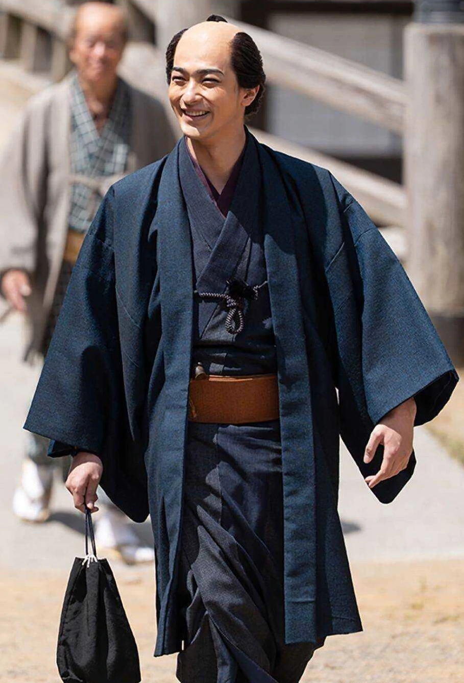 男子着物の袷（あわせ） ― 最も「基準」になる装い