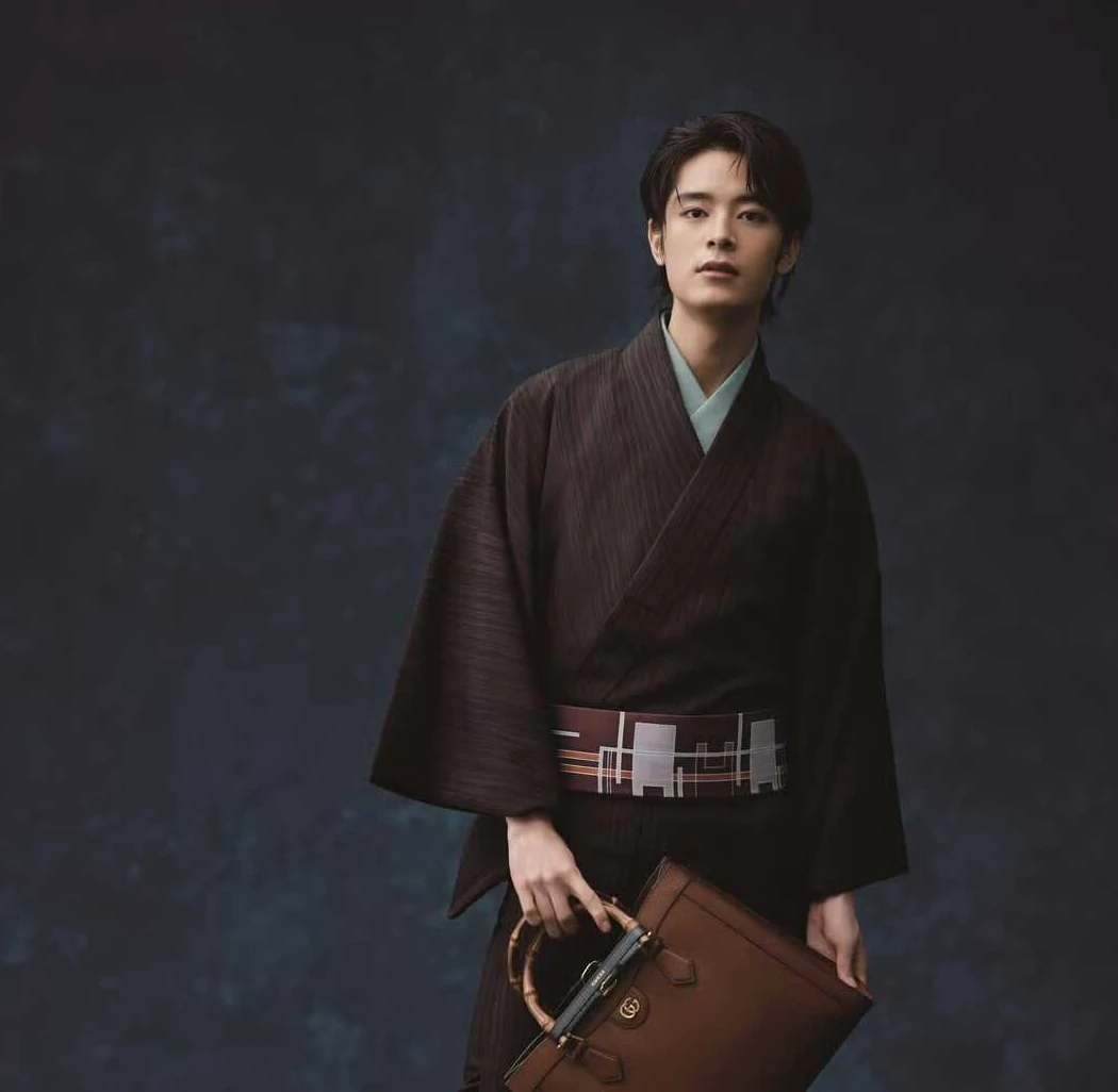 季節の帯 ― 男子着物は「帯で季節を語らない」