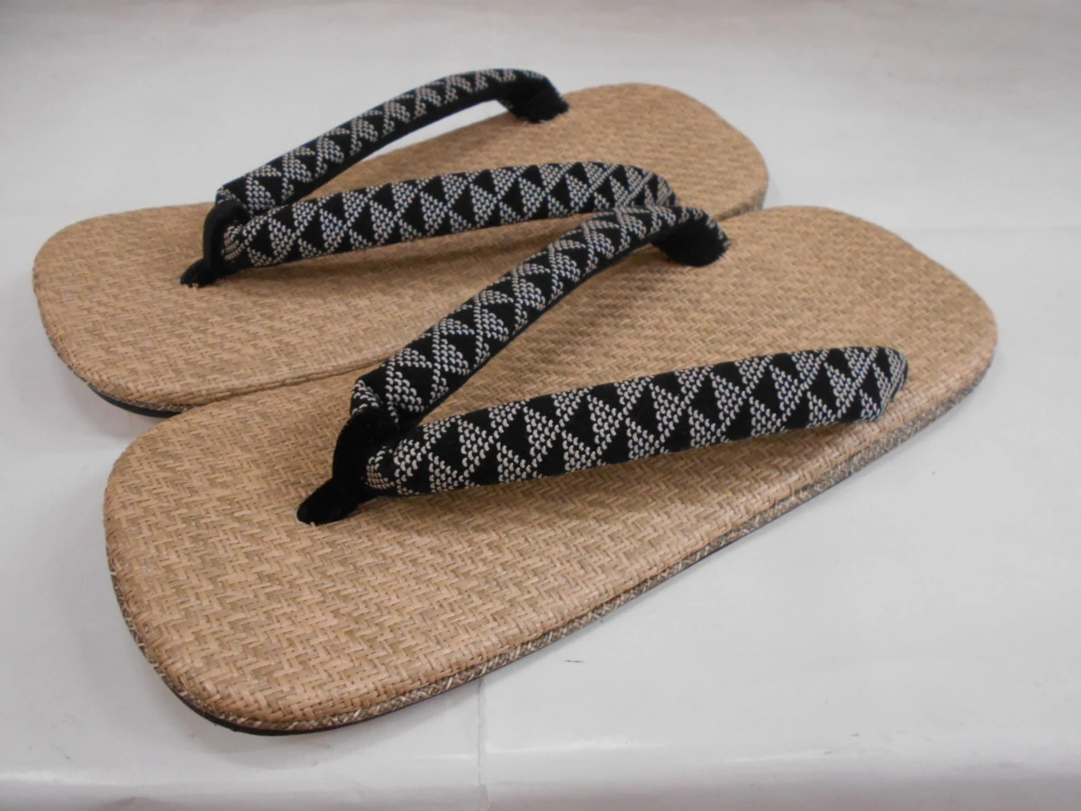 踵金具の歴史 ― 音は装飾ではなく「所作の管理装置」だった