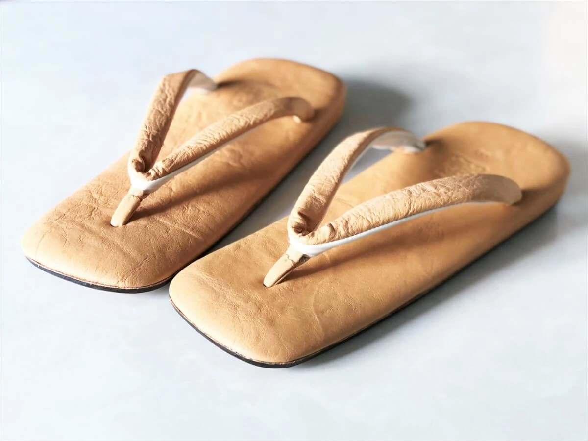 雪駄を自作する ― 構造を理解すれば「作れる履物」