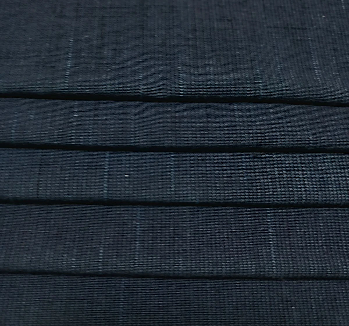 木綿袴（紺仁染織工房・小千谷） ― 生活の営みが織りなす「用の美」