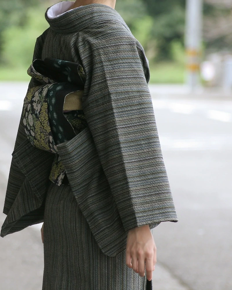 ウール着物 ― 近代が生んだ「日常着としての和服」