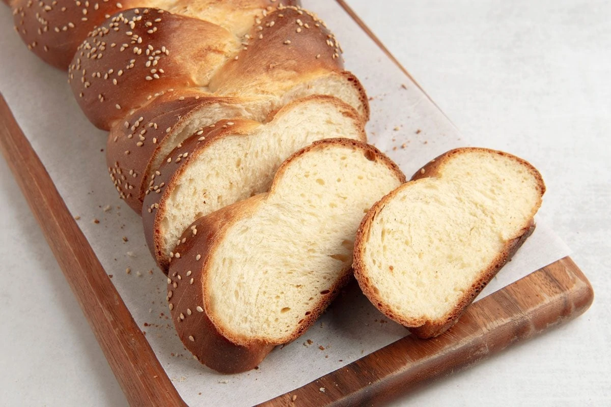 ホームベーカリーで作れるパンの種類 ― 実は「食パン専用機」ではありません