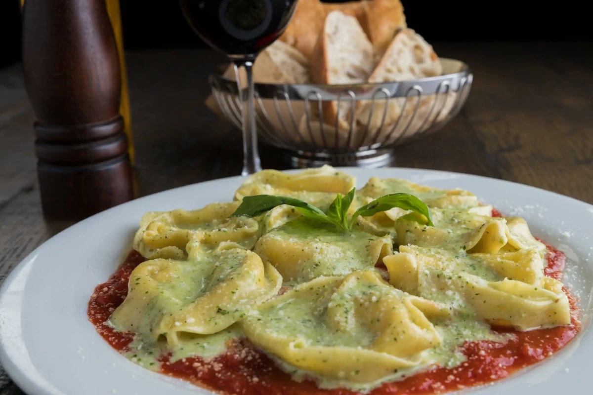 パスタ生地は「卵あり・卵なし」で何が変わるのか