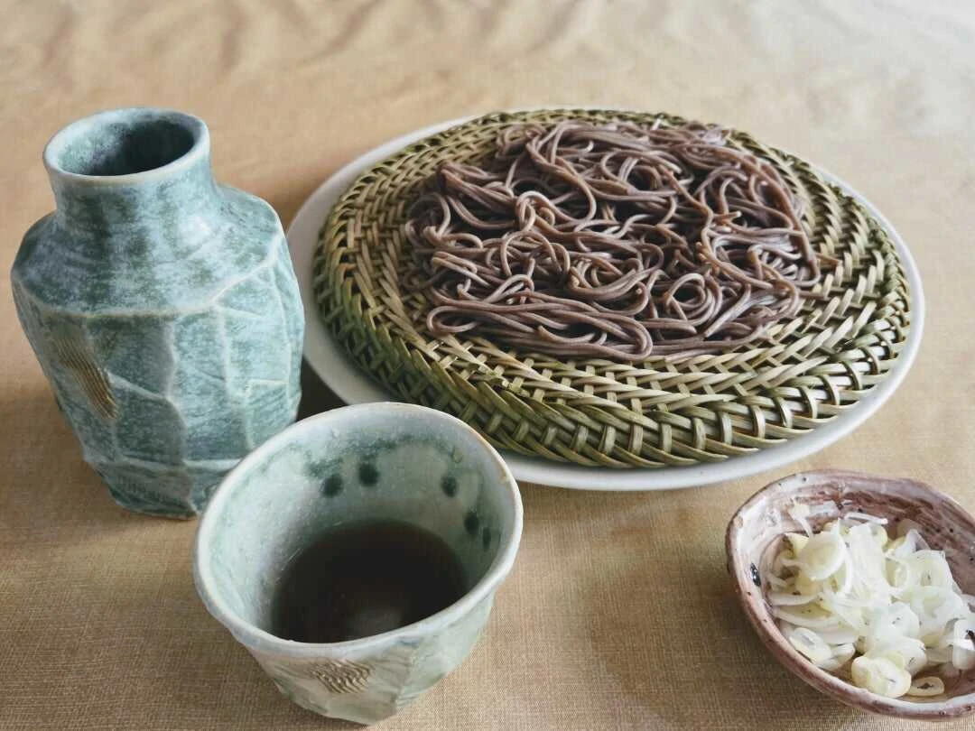 そばに使う強力粉・中力粉・薄力粉 ― 役割の違いを知る