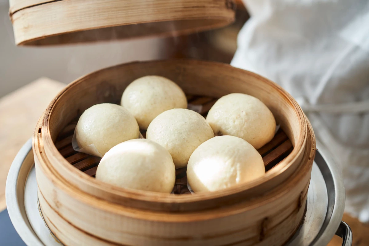 蒸し和菓子 ― 湯気の中で育った、日本の甘味