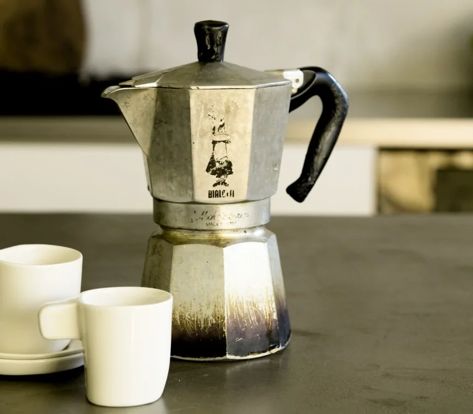 ビアレッティ ― 「家庭にエスプレッソを連れてきた道具」