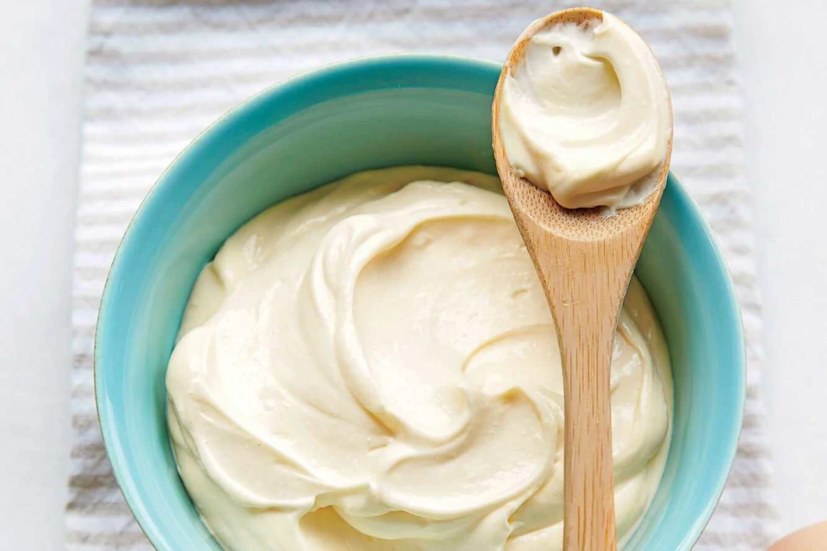 マヨネーズのメカニズム ― なぜ分離せず固まるのか