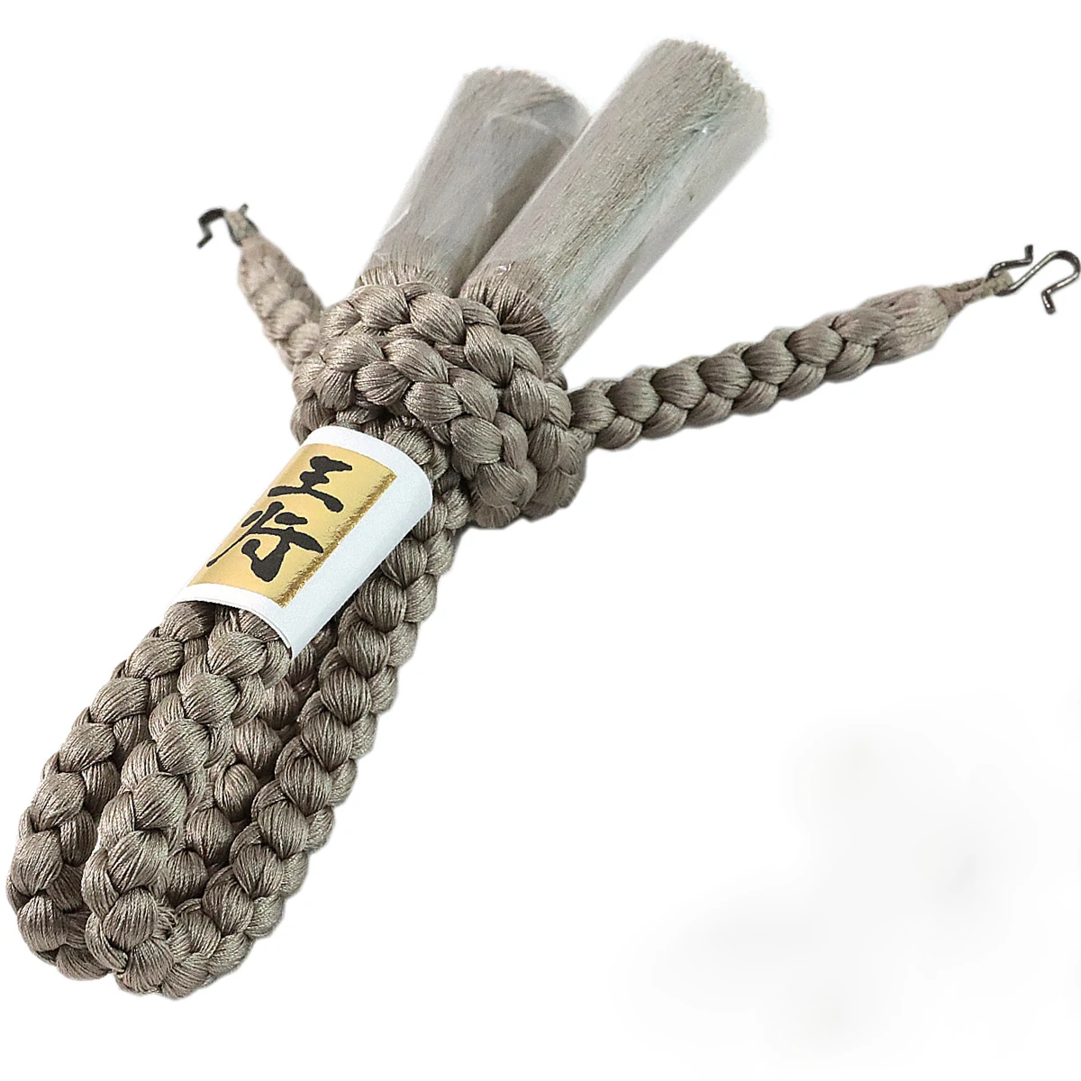 羽織の乳（ち） ― 羽織紐を受け止める要