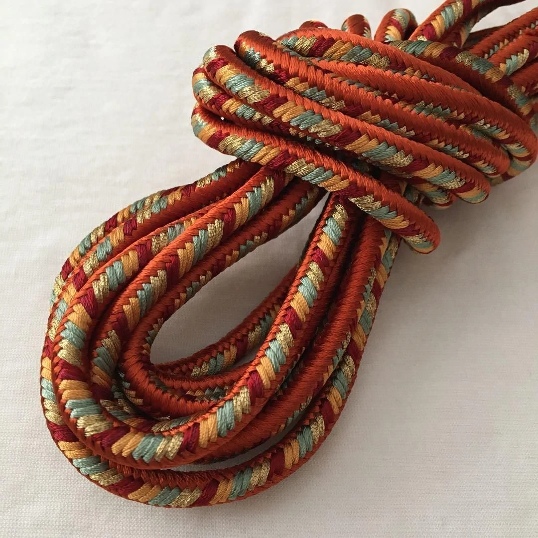 組紐の歴史 ― 縄文の「結ぶ」から、帯締の「魅せる」へ