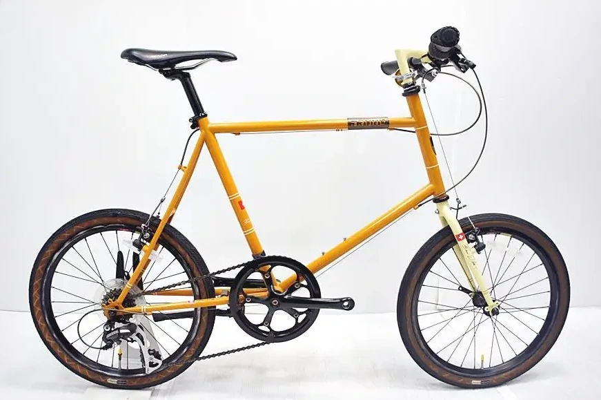 レストモッド（Restomod）とは何か｜クラシックと現代性能を融合する手法をご紹介します